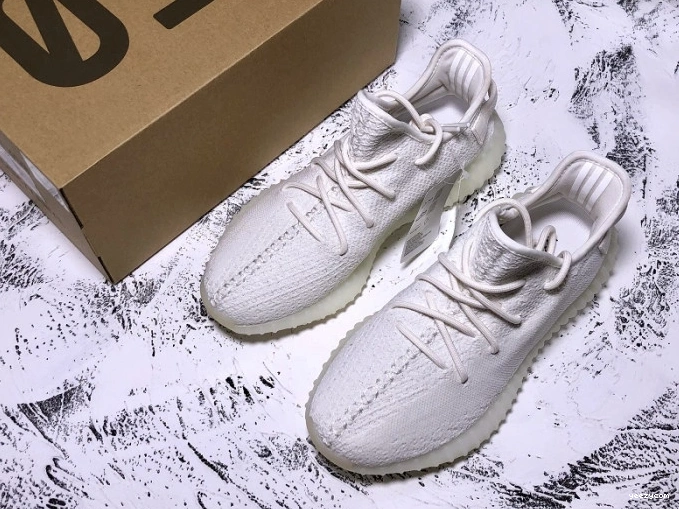 Boost V2 White Cream Adidas Yeezy CP9366 350 0807